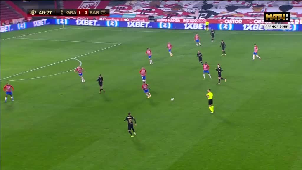 半场-申花10脚射门仅1脚射正 申花0-0河南