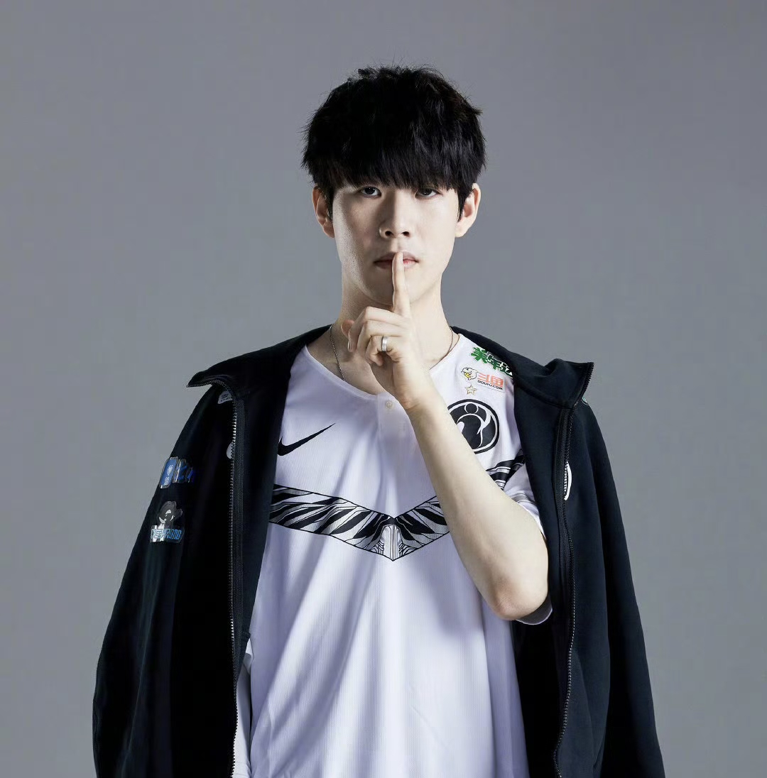 双方将立即 双方将立即