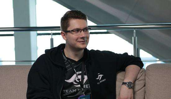 他在休赛期 他在休赛期