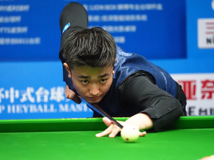 临类似的性 临类似的性